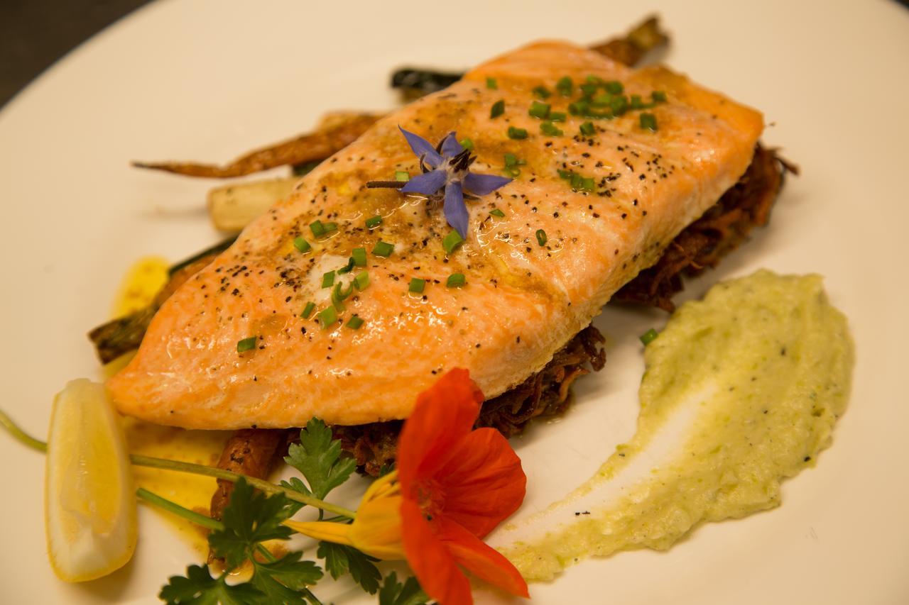 Church Hill Boutique Lodge & Restaurant Half-moon Bay Екстер'єр фото